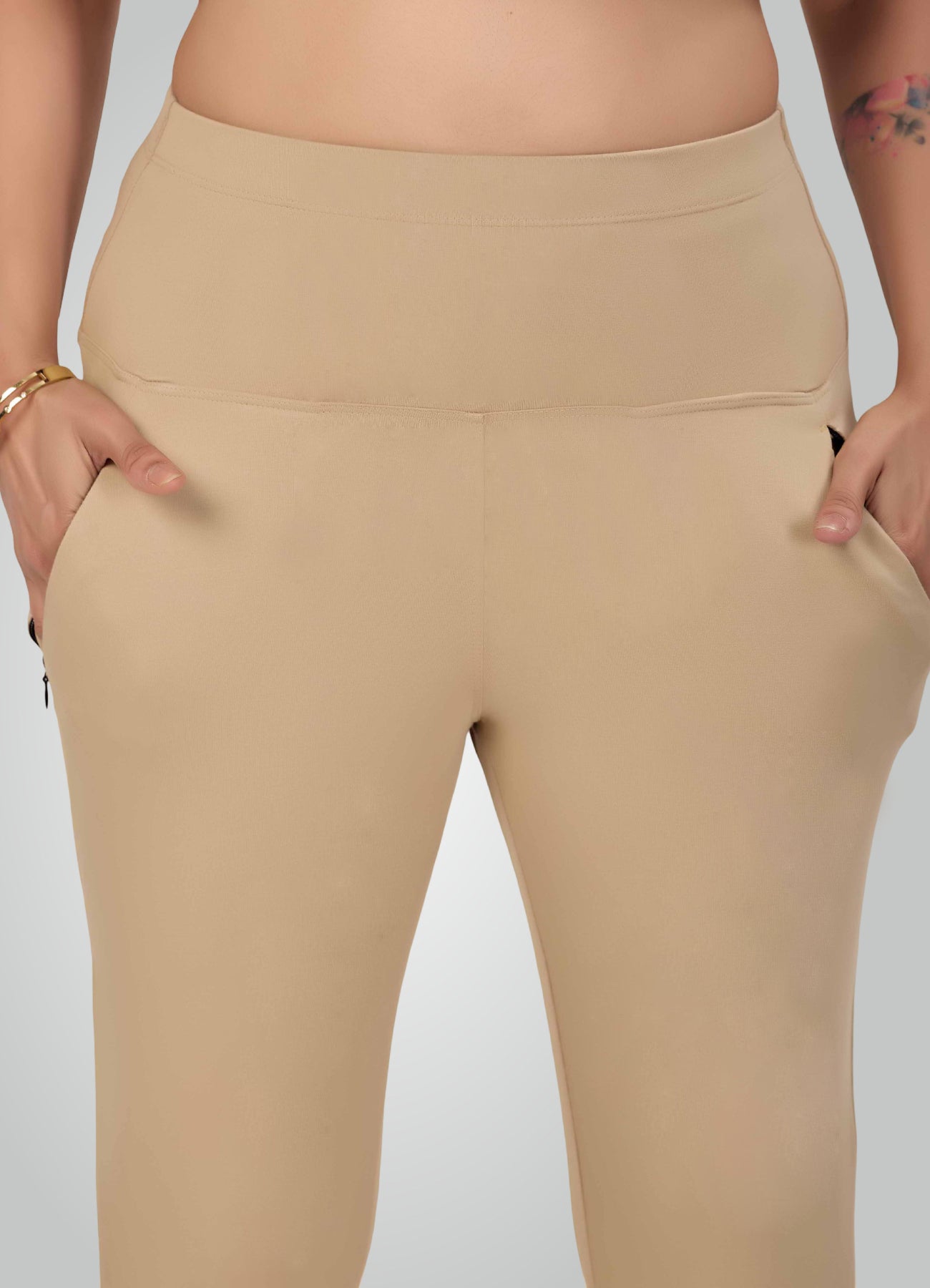 BEIGE 4-WAY STRETCH COTTON HIGH WAIST CAPRI