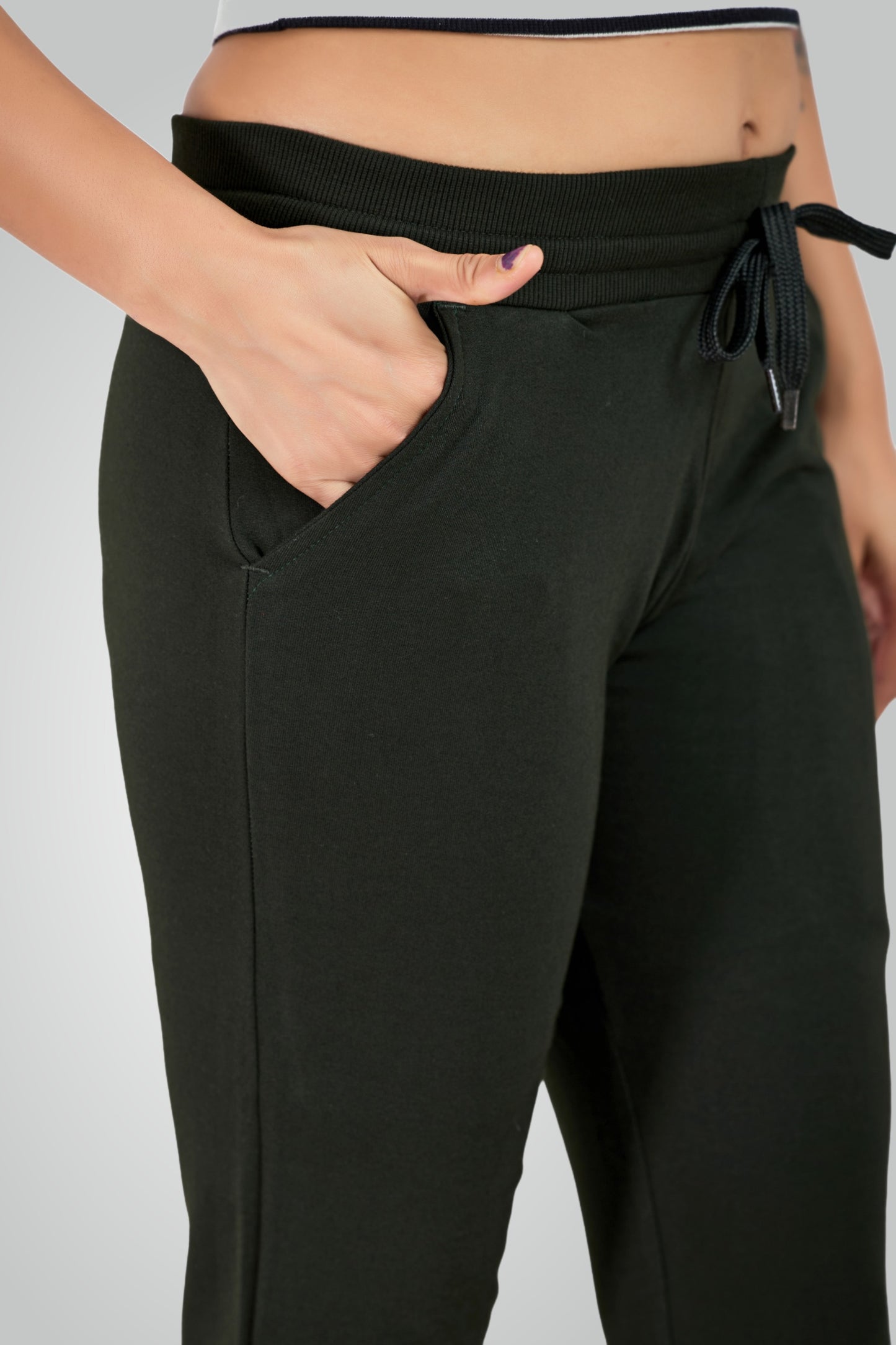 Olive Green Combed Cotton Lounge Capri For Women