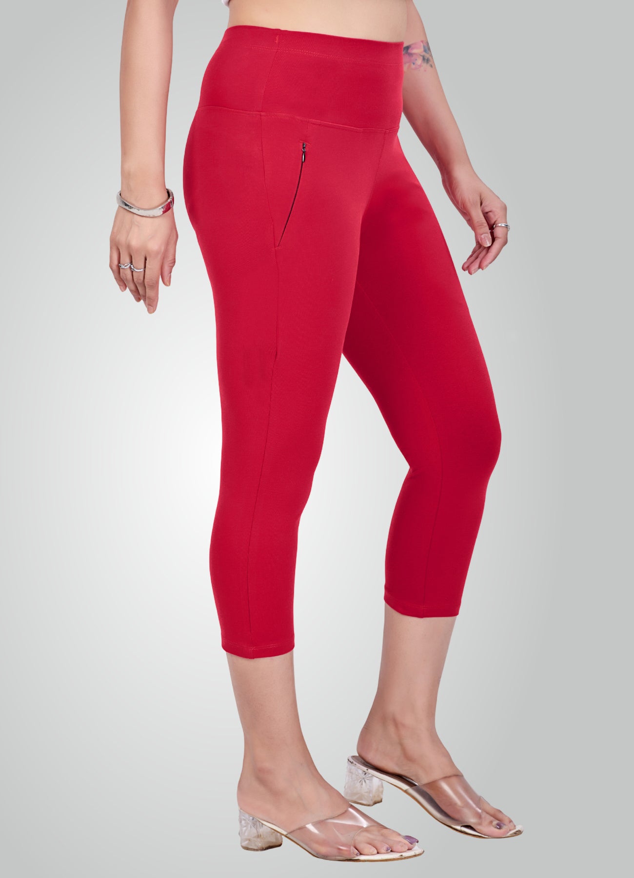 RED 4-WAY STRETCH COTTON HIGH WAIST CAPRI